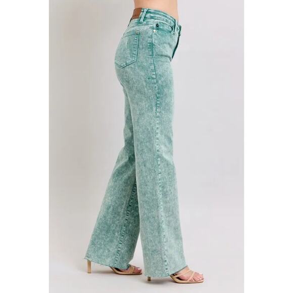 Judy Blue Full Size High Waist Garment Dyed Raw Hem Dad Jean Plus Size - Picture 4 of 8